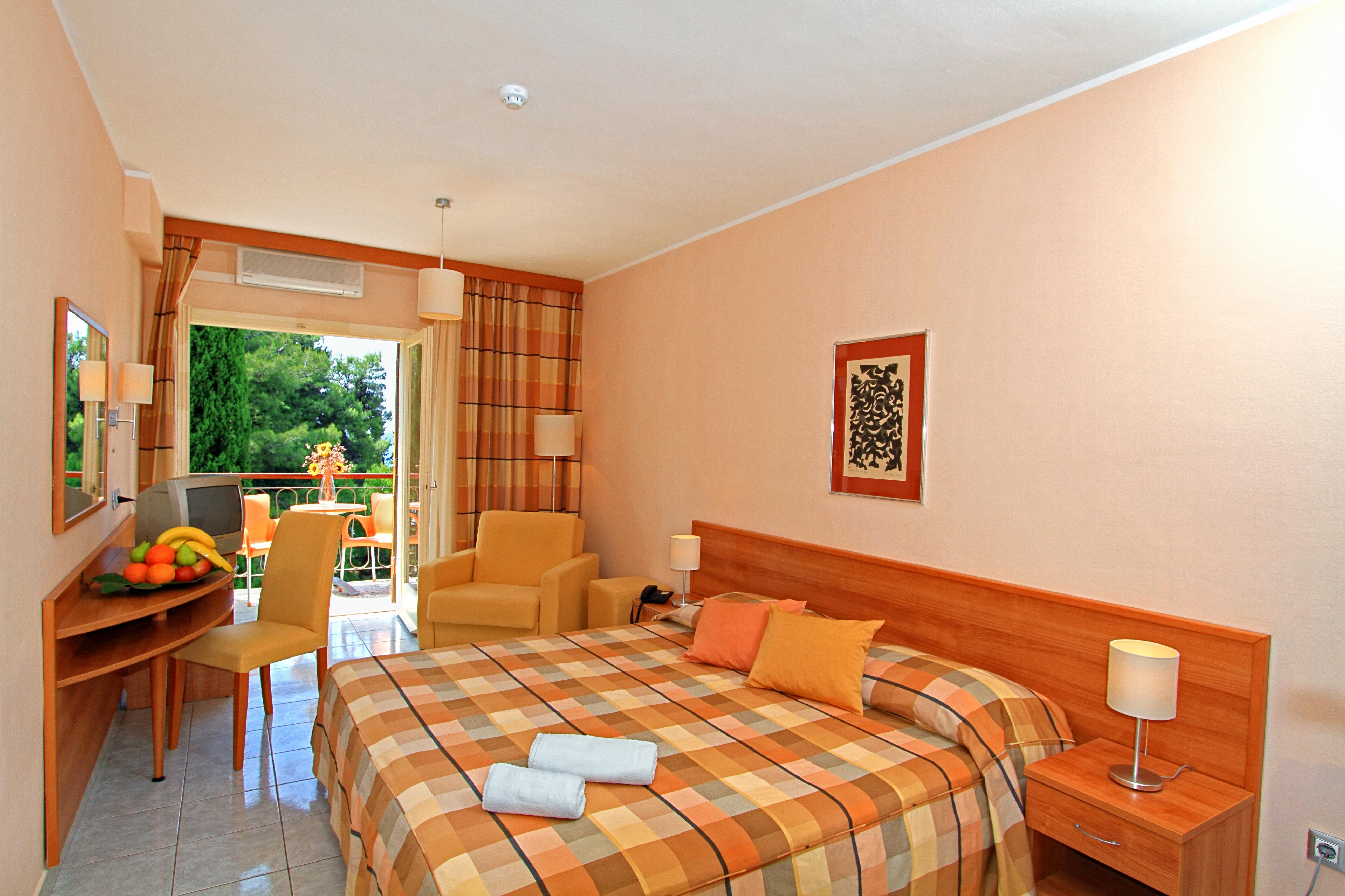 Aminess Vival Casa Velaris Hotel Supetar Buitenkant foto