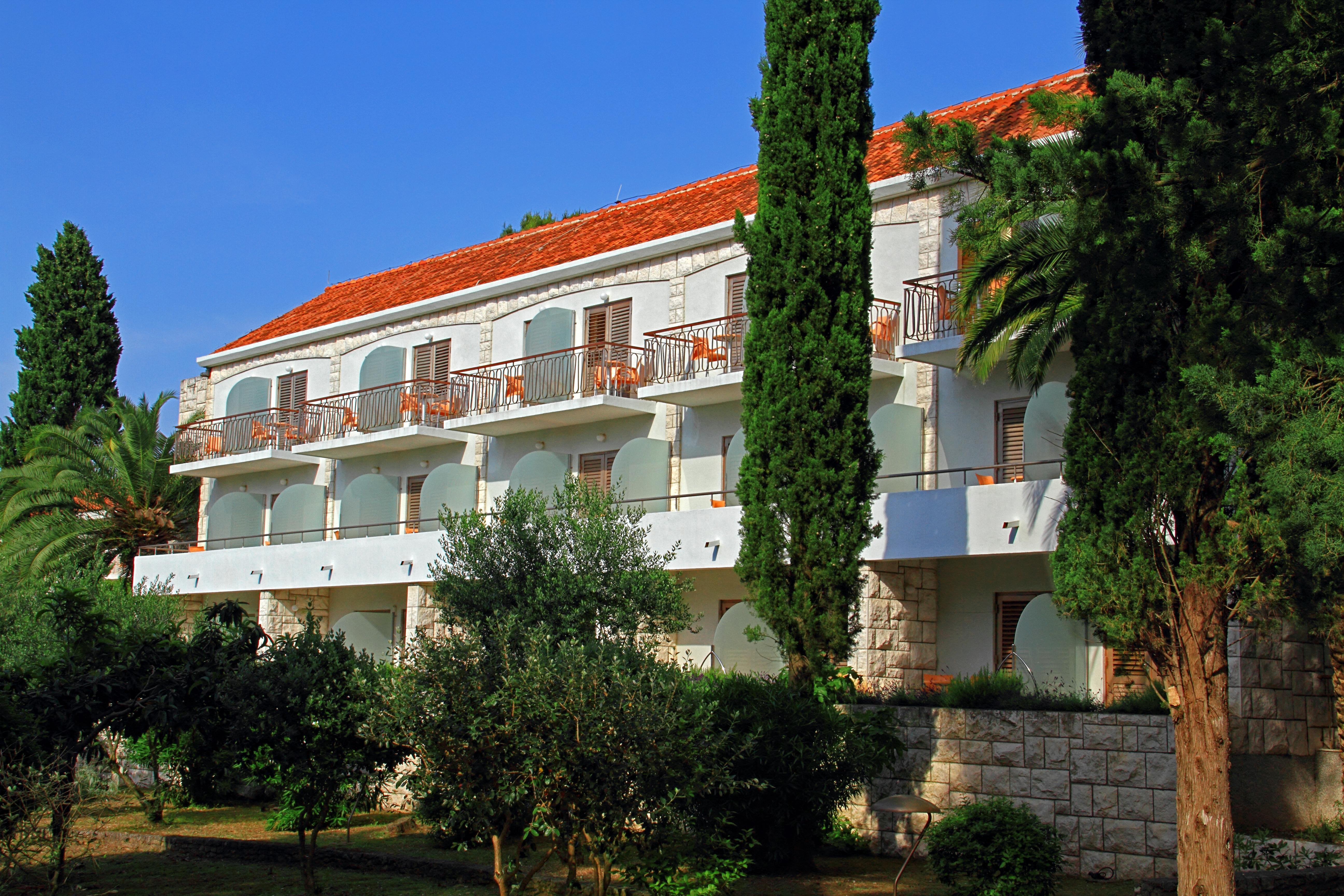 Aminess Vival Casa Velaris Hotel Supetar Buitenkant foto