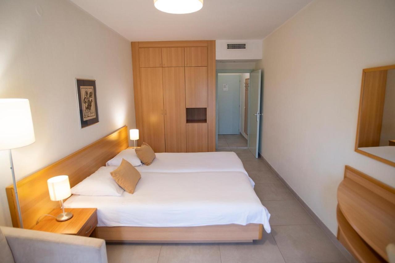 Aminess Vival Casa Velaris Hotel Supetar Buitenkant foto