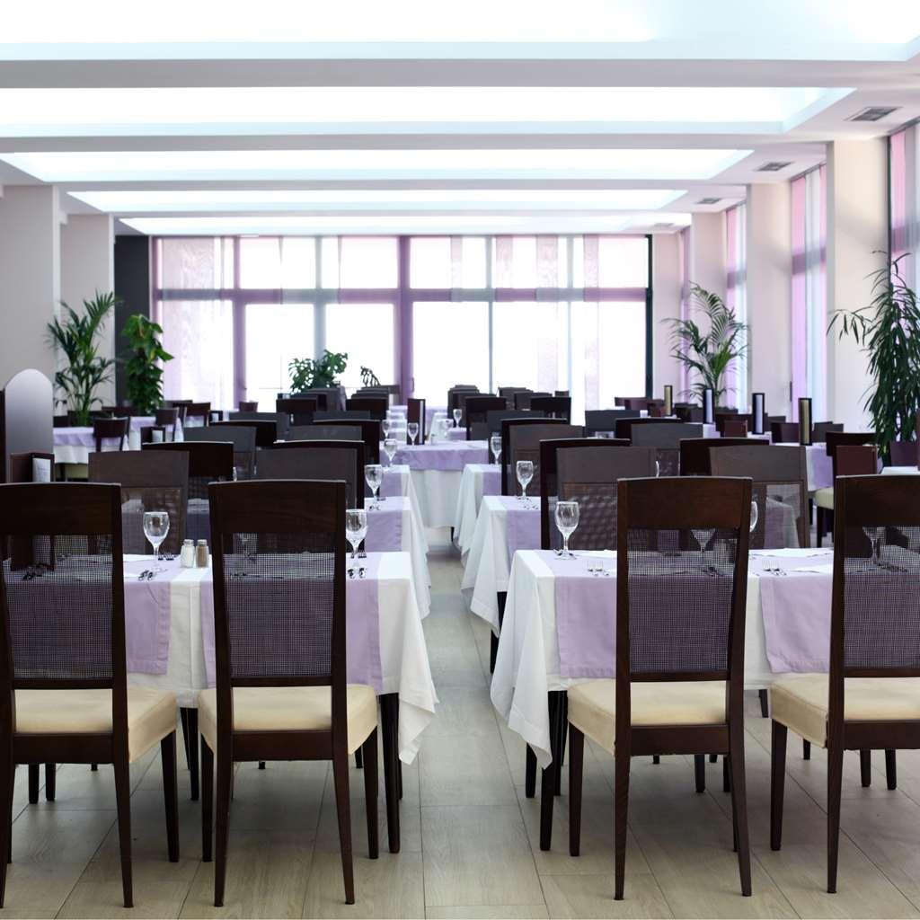 Aminess Vival Casa Velaris Hotel Supetar Restaurant foto