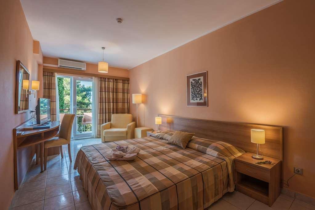Aminess Vival Casa Velaris Hotel Supetar Kamer foto