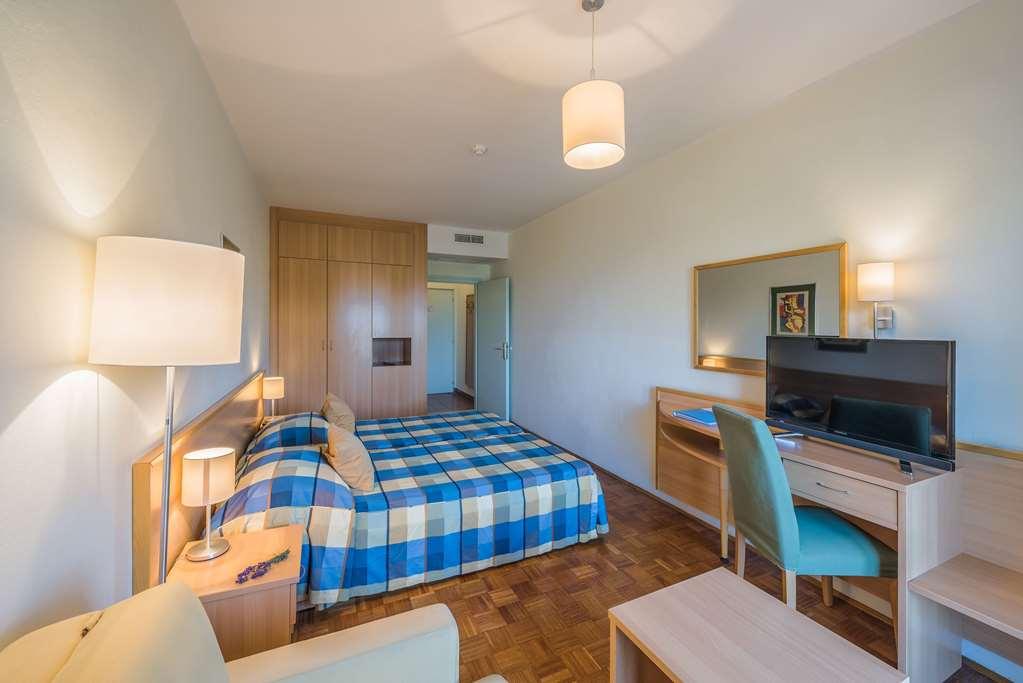 Aminess Vival Casa Velaris Hotel Supetar Kamer foto